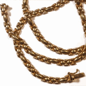 Gargantilla besos y abrazos de 3 oros 14 K